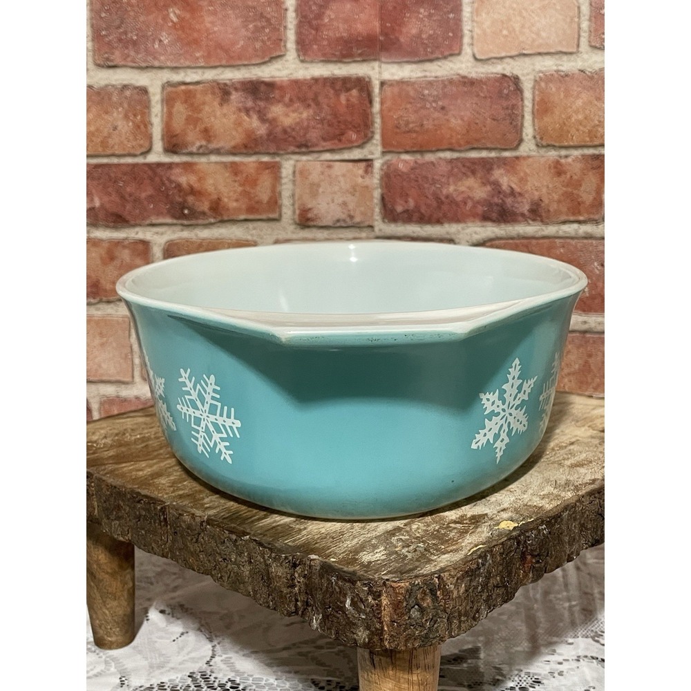Vintage Pyrex Casserole Baking Dish Turquoise Snowflake 1-1/2 Qt 043 Oval No Lid - Picture 4 of 9